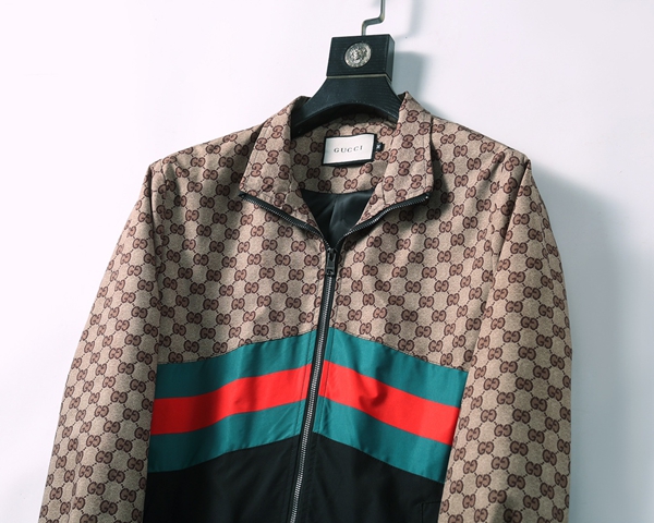 ブランドジャケット側面デザイン